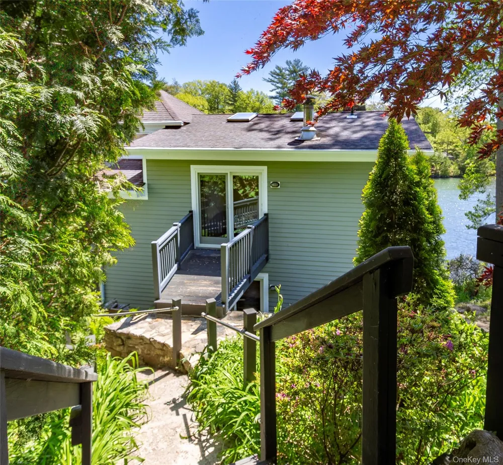 1564 Route 292 Holmes, NY 12531