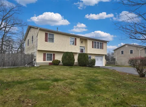 6 Fayva Court