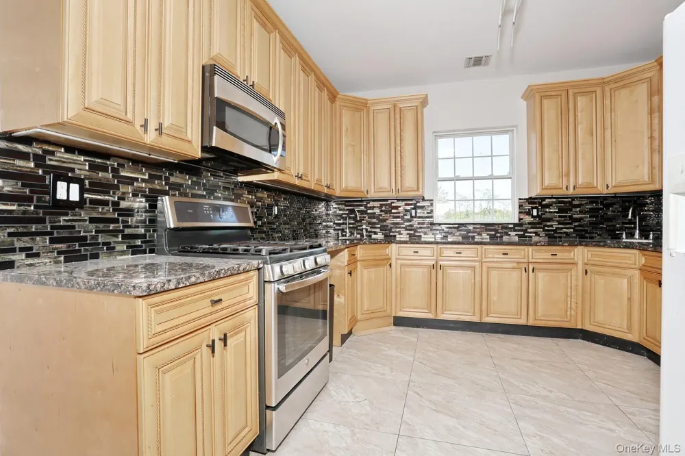 1302 Parkview Drive Spring Valley, NY 10977