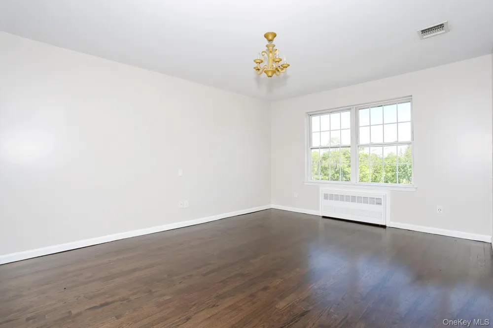 1302 Parkview Drive Spring Valley, NY 10977