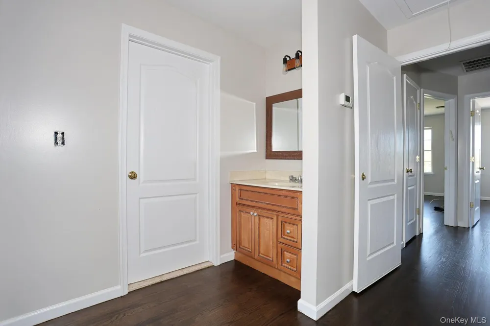 1302 Parkview Drive Spring Valley, NY 10977