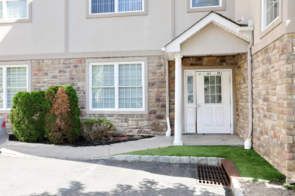 1302 Parkview Drive Spring Valley, NY 10977