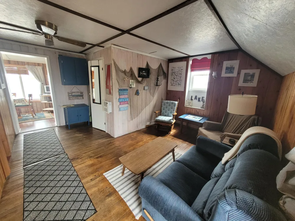 41424 Dawn Trail #4 Pelican Rapids, MN 56572