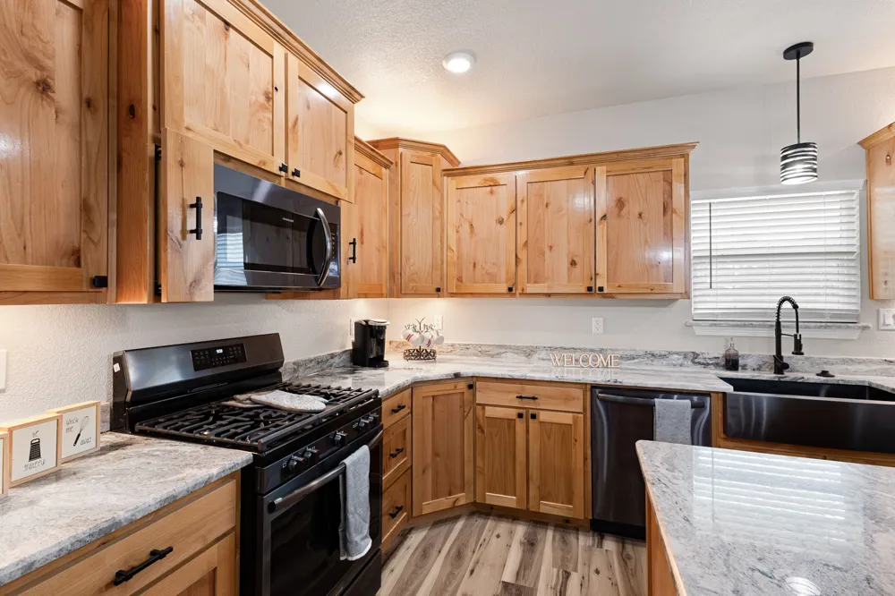 1446 Faulkner Road Sunset, TX 76270