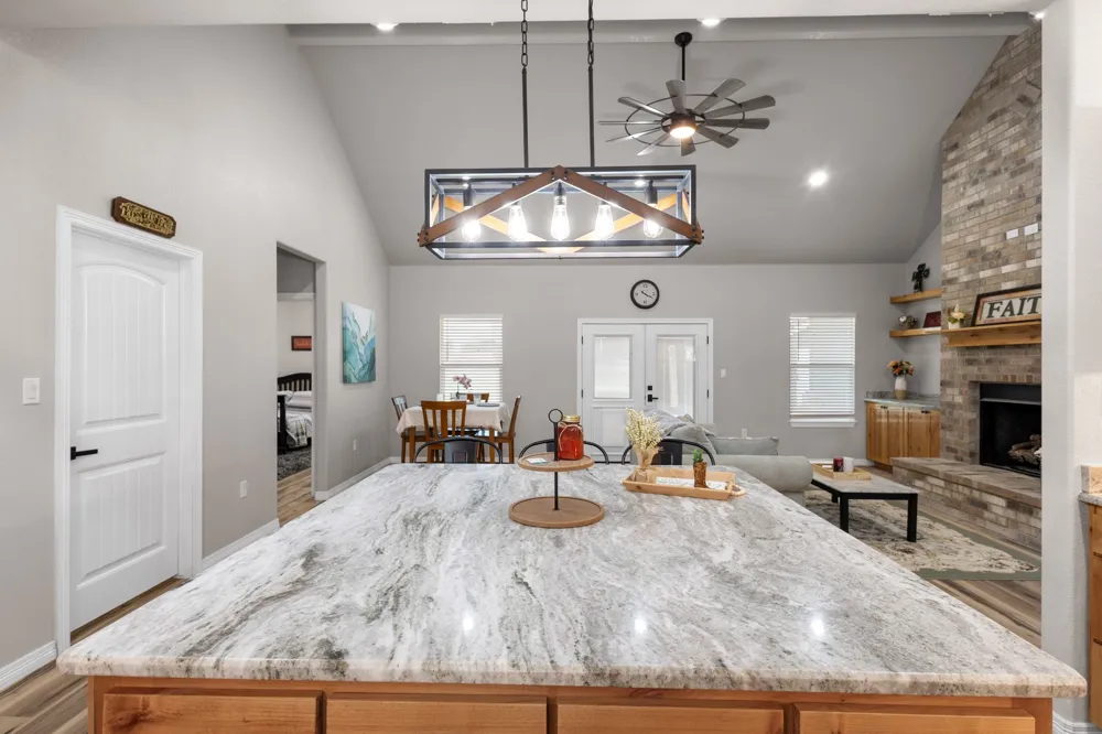1446 Faulkner Road Sunset, TX 76270