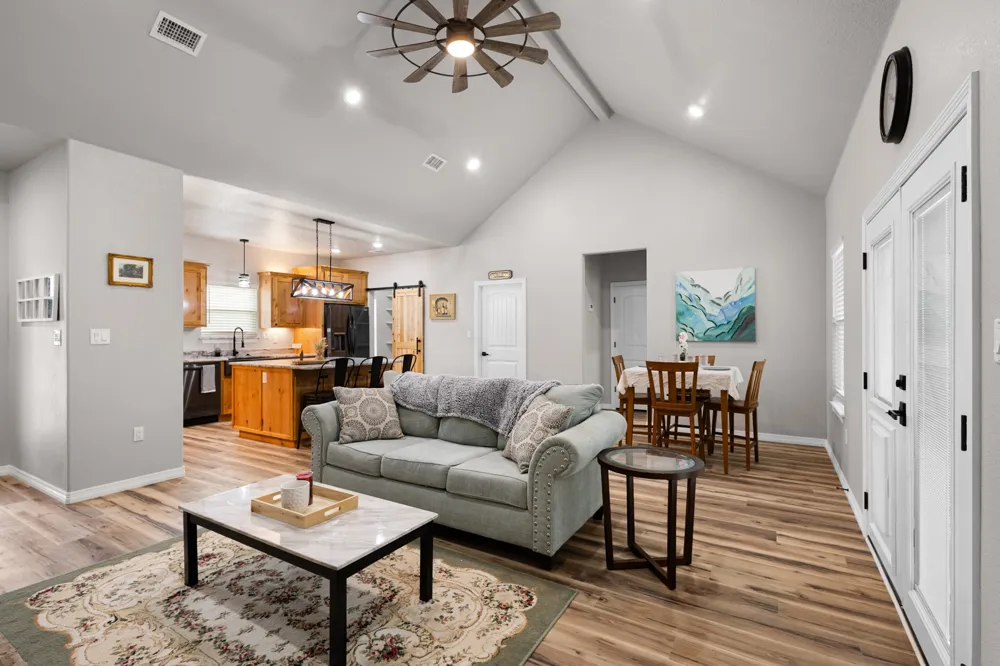 1446 Faulkner Road Sunset, TX 76270