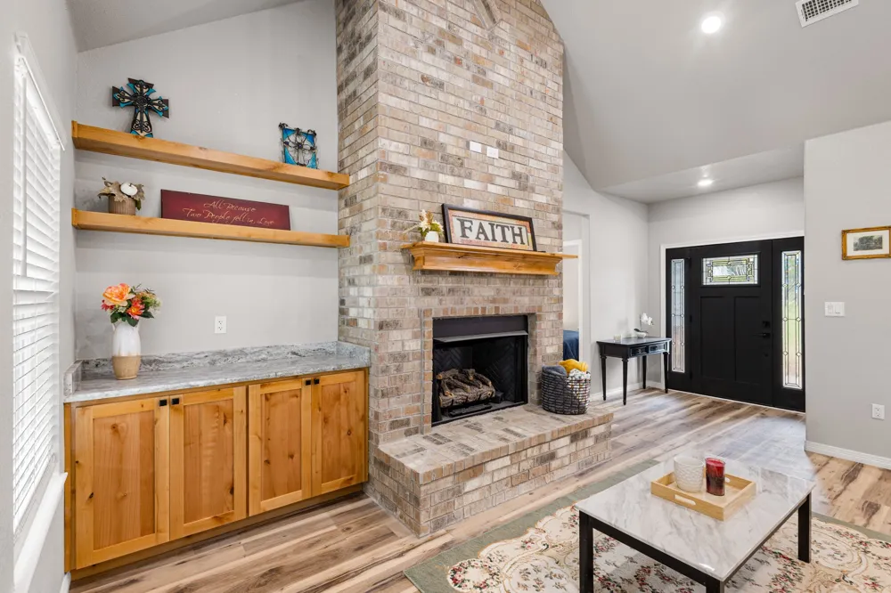 1446 Faulkner Road Sunset, TX 76270