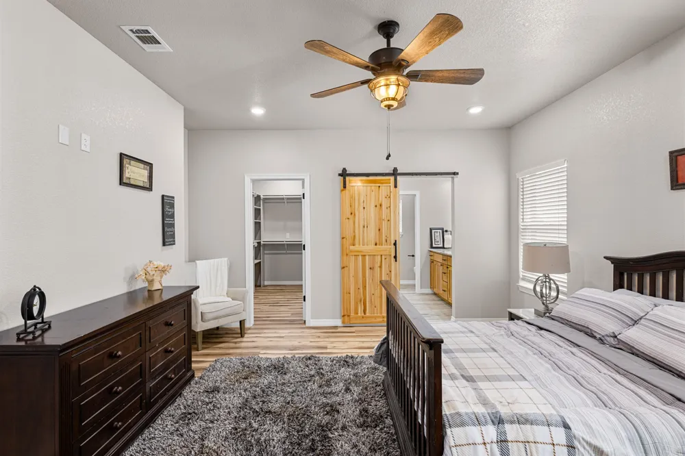 1446 Faulkner Road Sunset, TX 76270