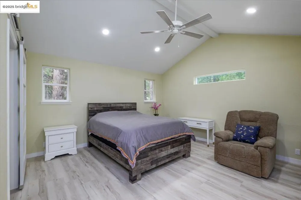22749 Confidence Rd Twain Harte, CA 95383