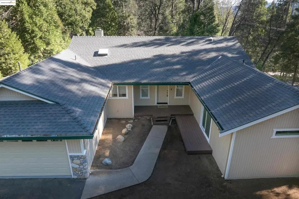 22749 Confidence Rd Twain Harte, CA 95383