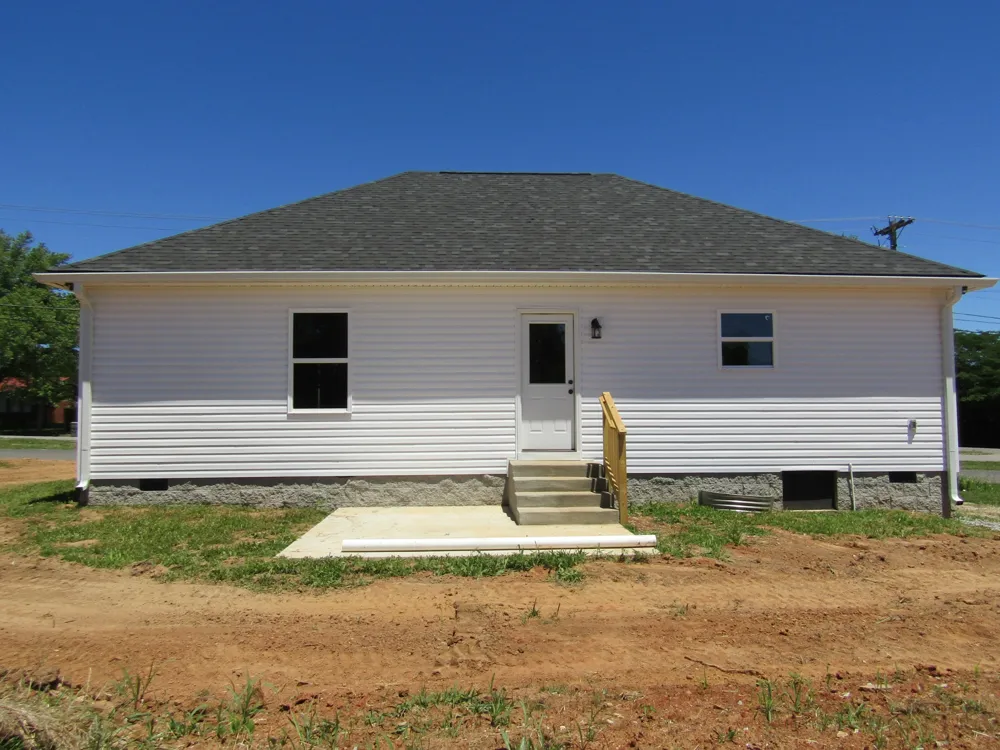 460 Crescent Factory Rd Lawrenceburg, TN 38464