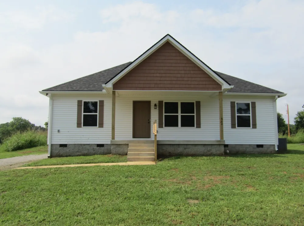460 Crescent Factory Rd Lawrenceburg, TN 38464