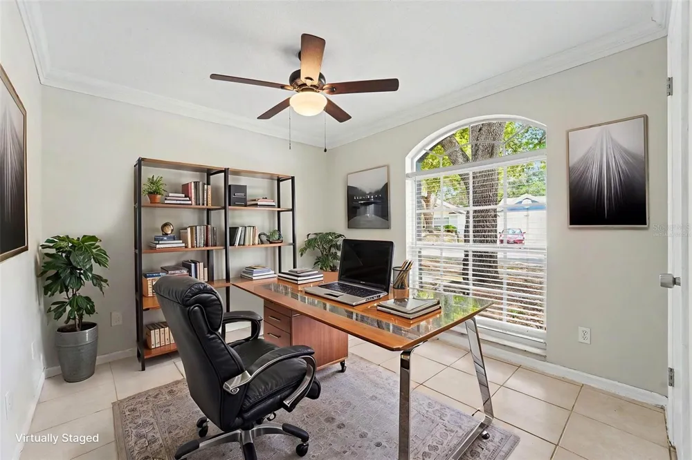 7603 SAVANNAH LANE Tampa, FL 33637