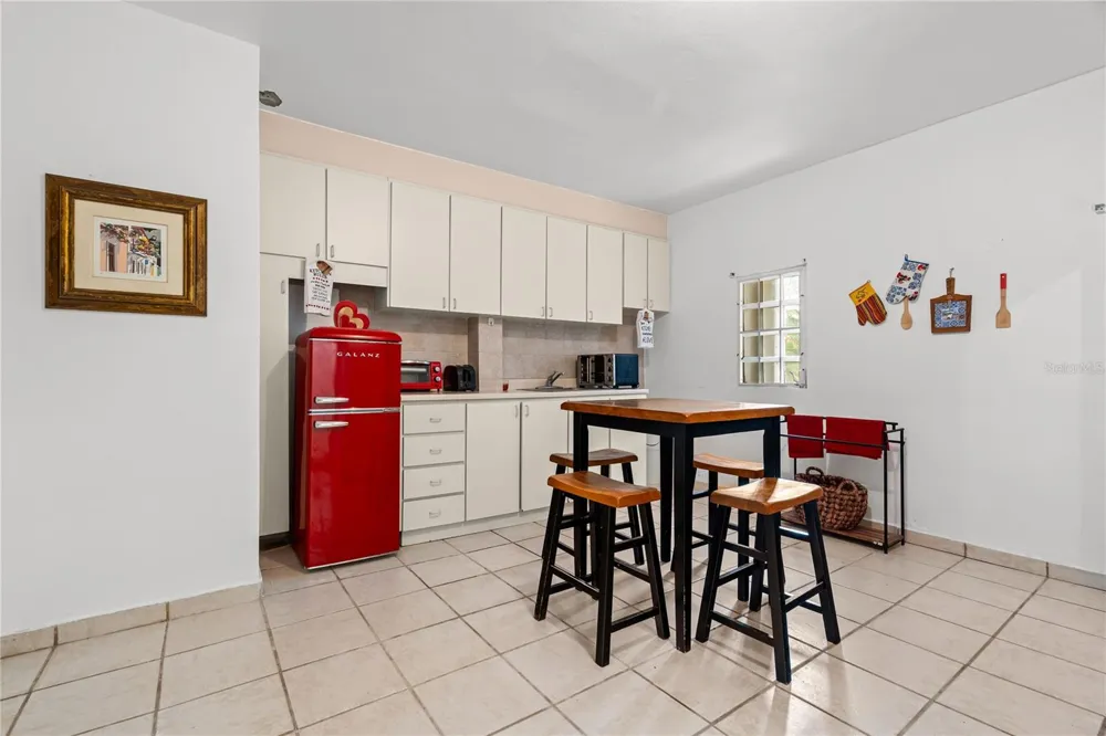 19 CALLE "E" Guaynabo, PR 00971
