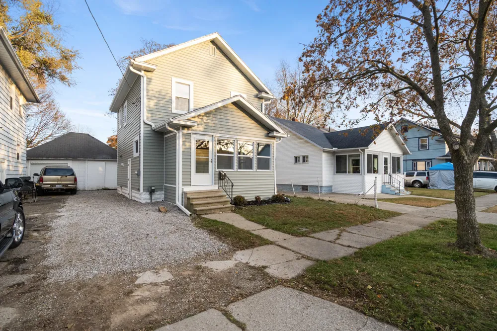 317 Orange Street Jackson City, MI 49202