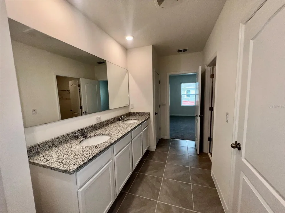 7086 CATTLE EGRET DRIVE Harmony, FL 34773