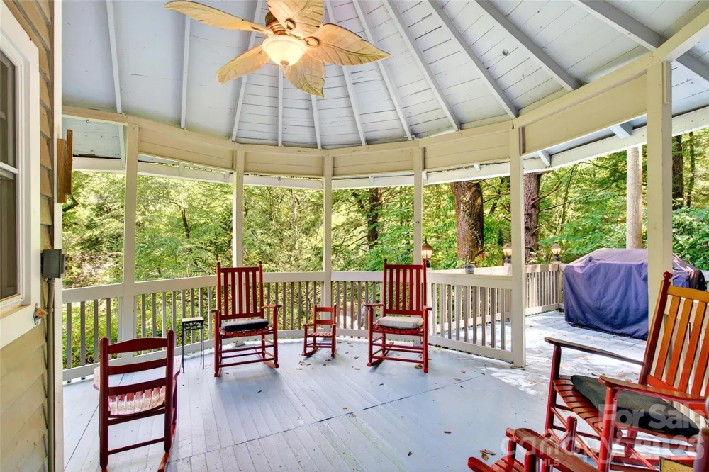 238 Texas Spur Road Montreat, NC 28757