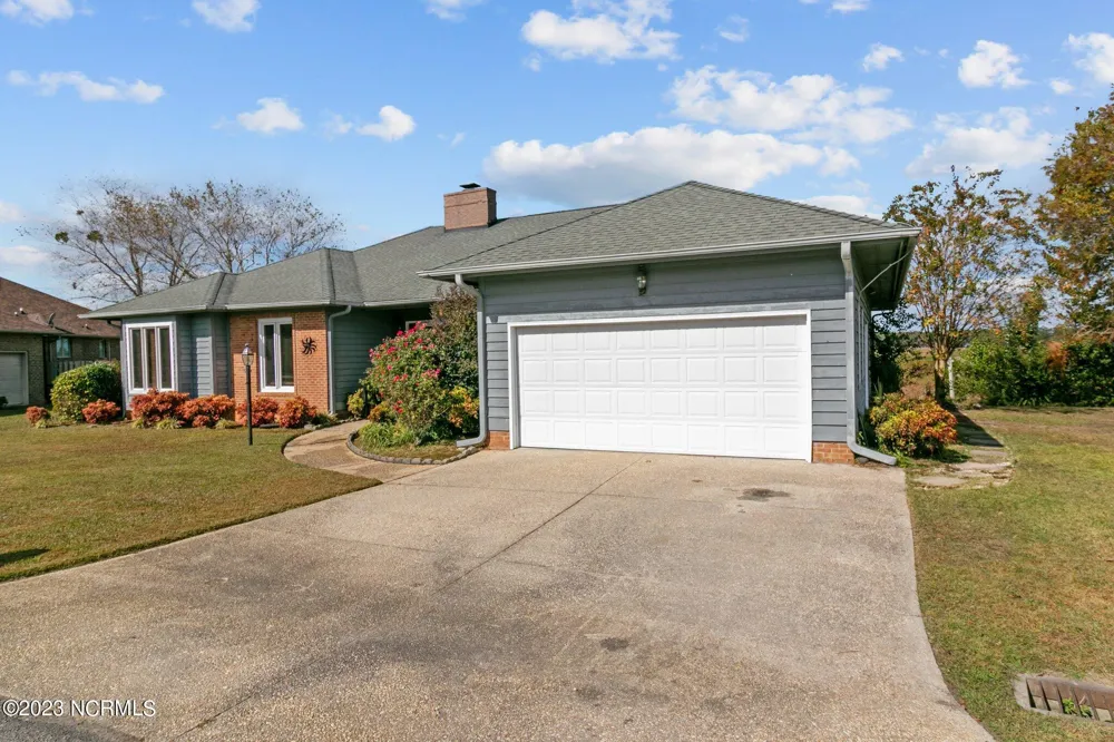 867 Castleberry Court Vass, NC 28394
