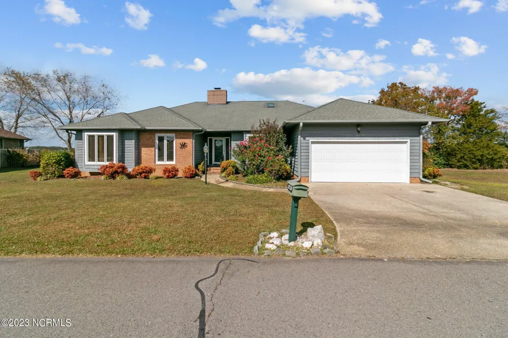 867 Castleberry Court Vass, NC 28394