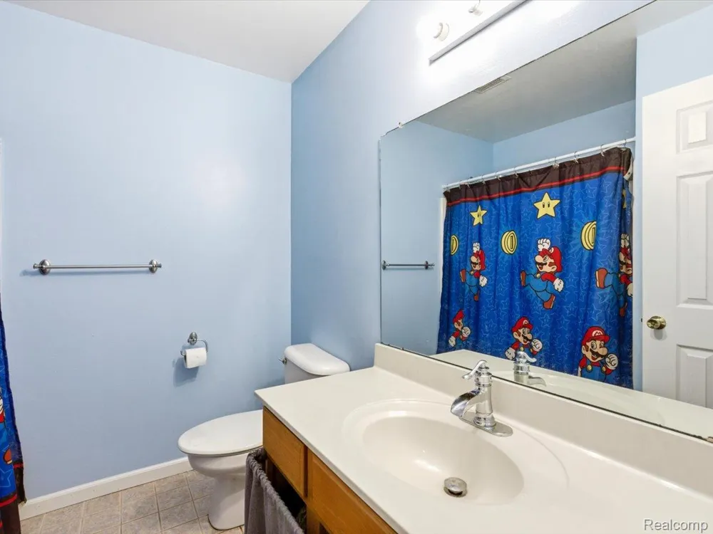 685 Heather Lane Marysville City, MI 48040