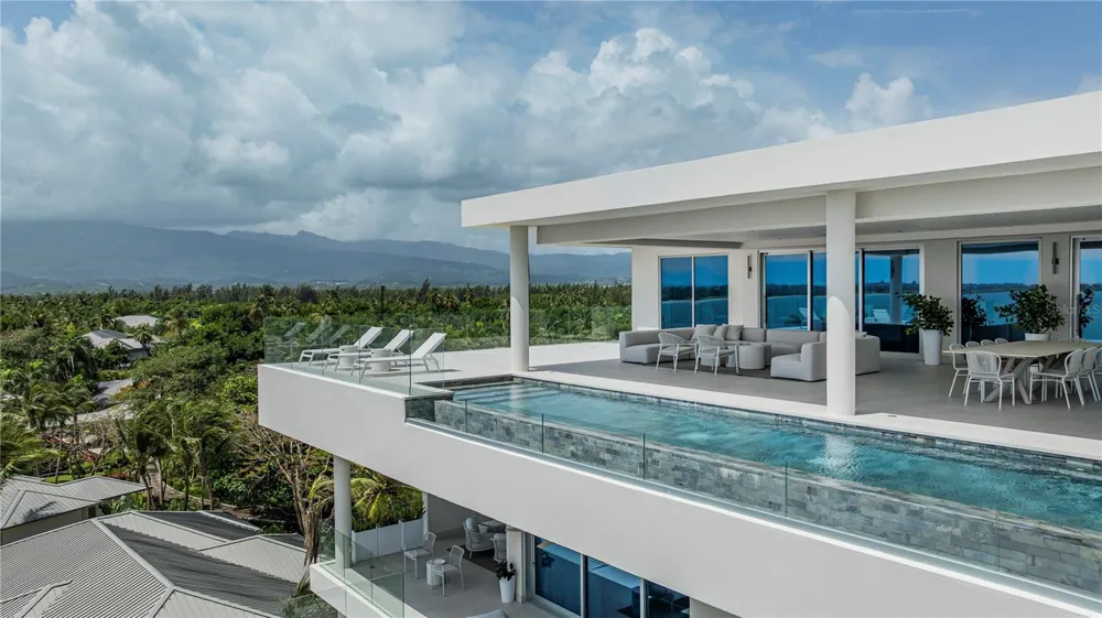 Ocean Drive PH FOUR SEASONS PRIVATE RESIDENCES #4501 Rio Grande, PR 00745
