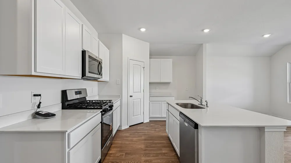 218 Salkeld Drive Uhland, TX 78640