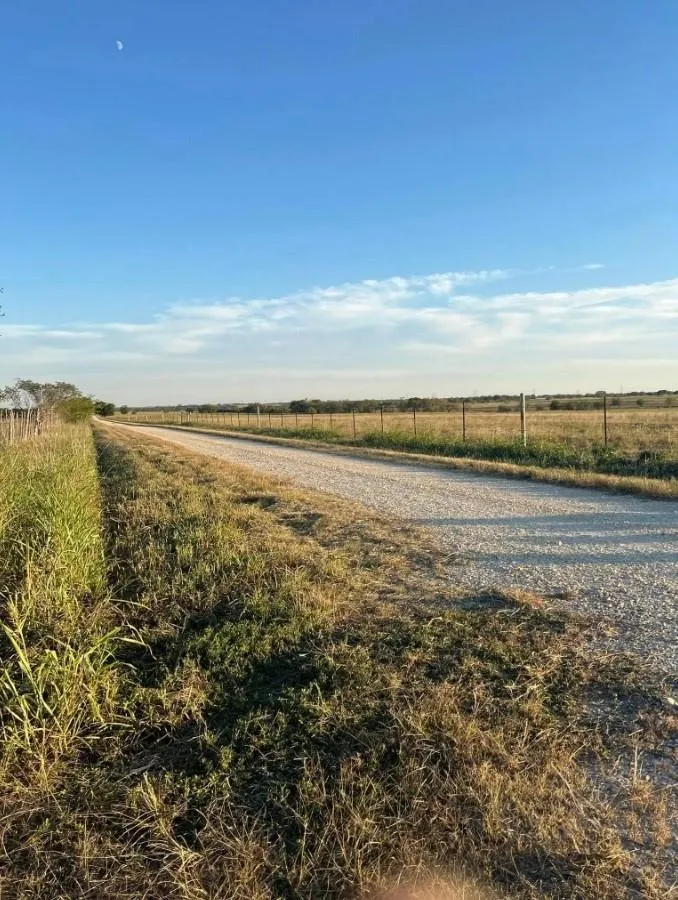 CR 3215 Clifton, TX 76634