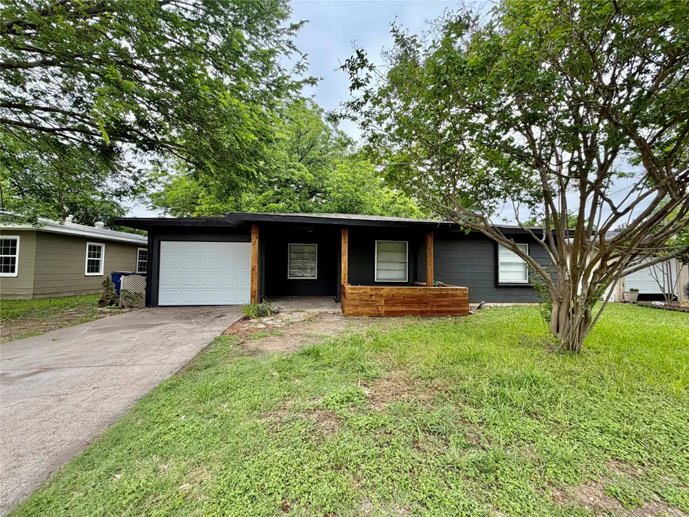 5836 Pollard Drive Westworth Village, TX 76114