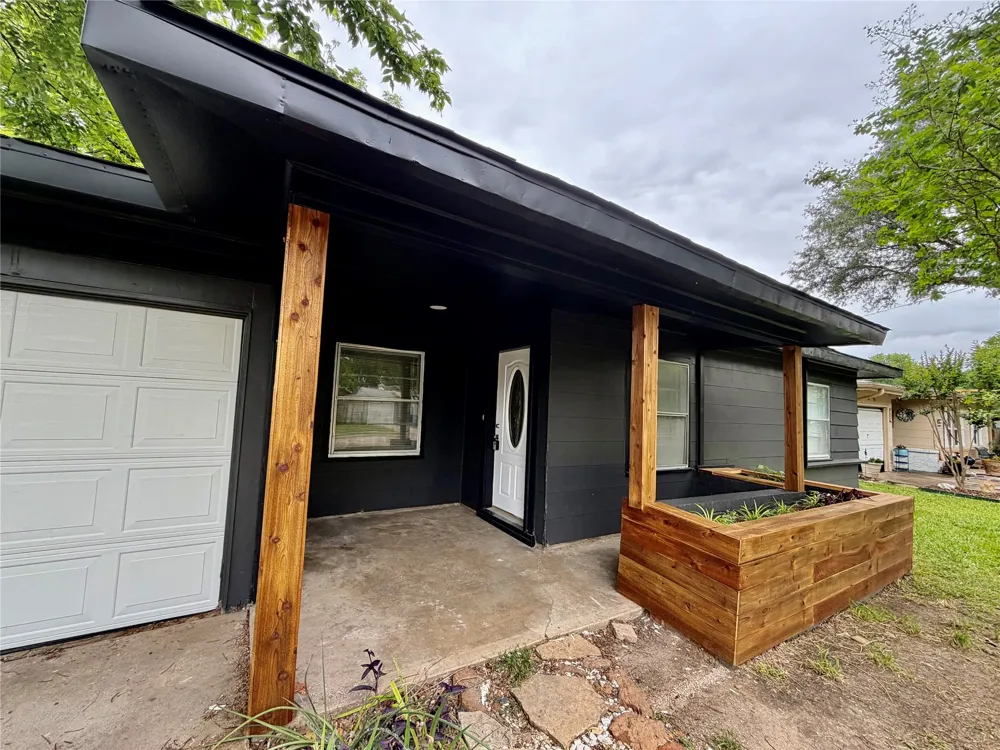 5836 Pollard Drive Westworth Village, TX 76114