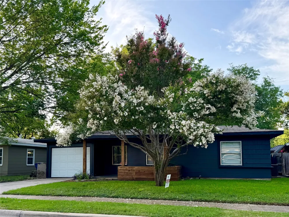 5836 Pollard Drive Westworth Village, TX 76114