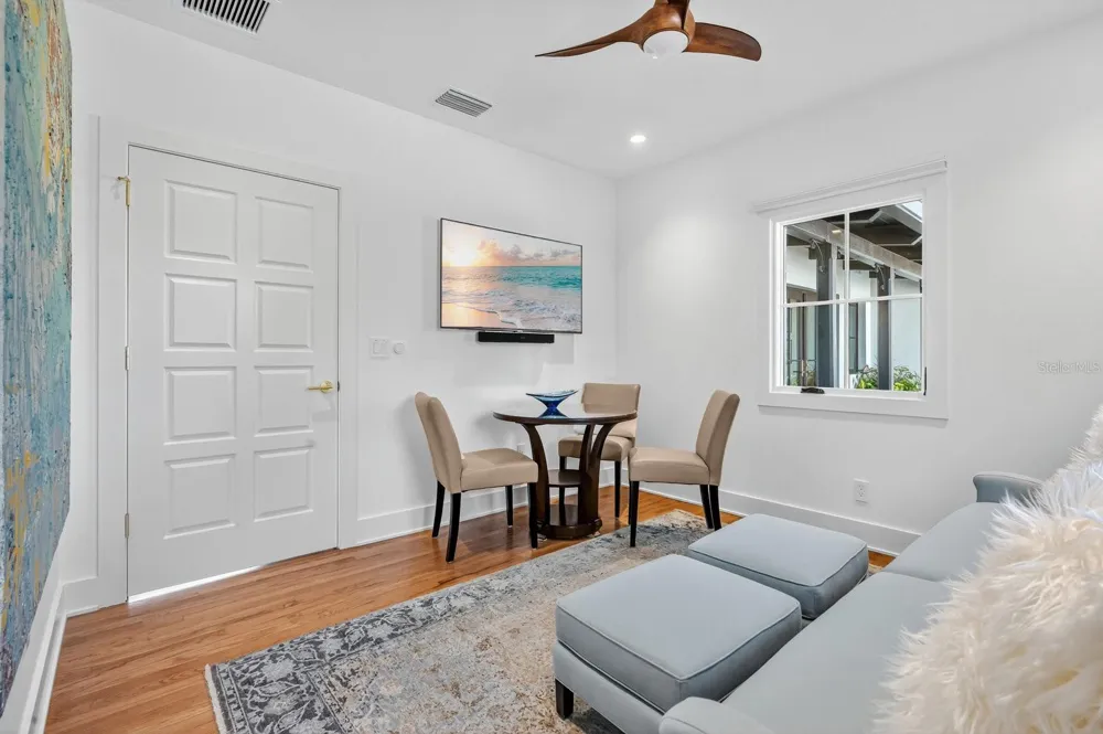 631 LAKE CATHERINE DRIVE Maitland, FL 32751