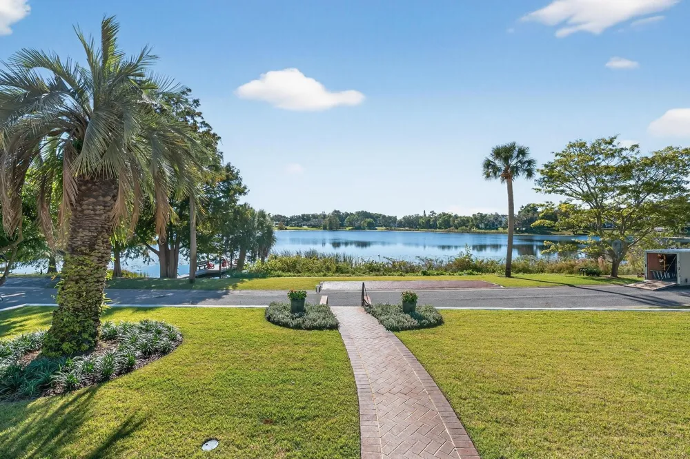 631 LAKE CATHERINE DRIVE Maitland, FL 32751