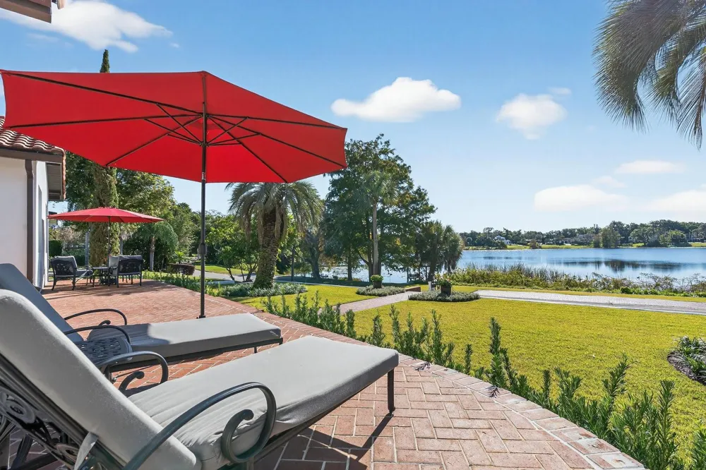 631 LAKE CATHERINE DRIVE Maitland, FL 32751