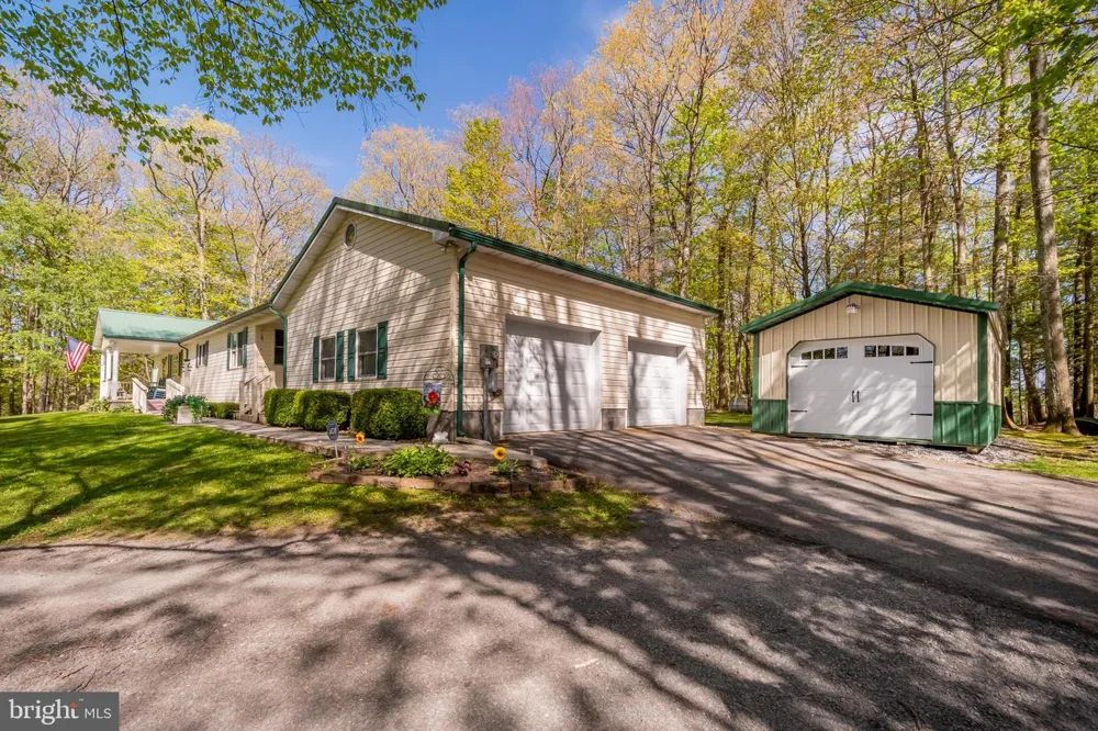 100 W YOUGHIOGHENY DRIVE Aurora, WV 26705