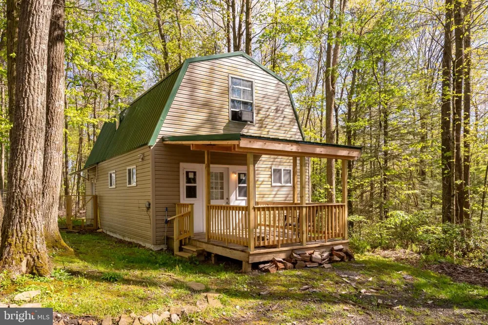 100 W YOUGHIOGHENY DRIVE Aurora, WV 26705
