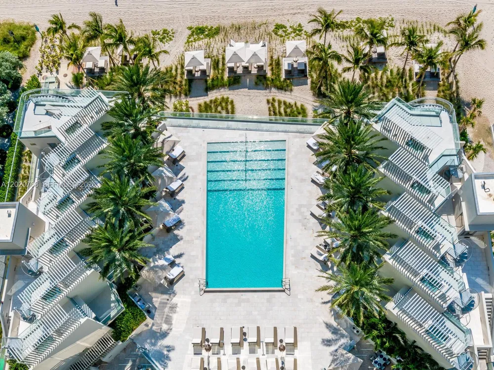 18501 E Collins #1503 Sunny Isles Beach, FL 33160