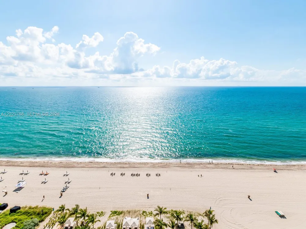 18501 E Collins #1503 Sunny Isles Beach, FL 33160