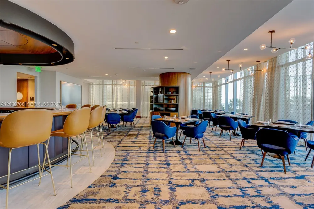 18501 E Collins #1503 Sunny Isles Beach, FL 33160