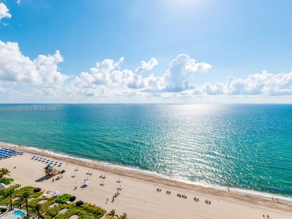 18501 E Collins #1503 Sunny Isles Beach, FL 33160