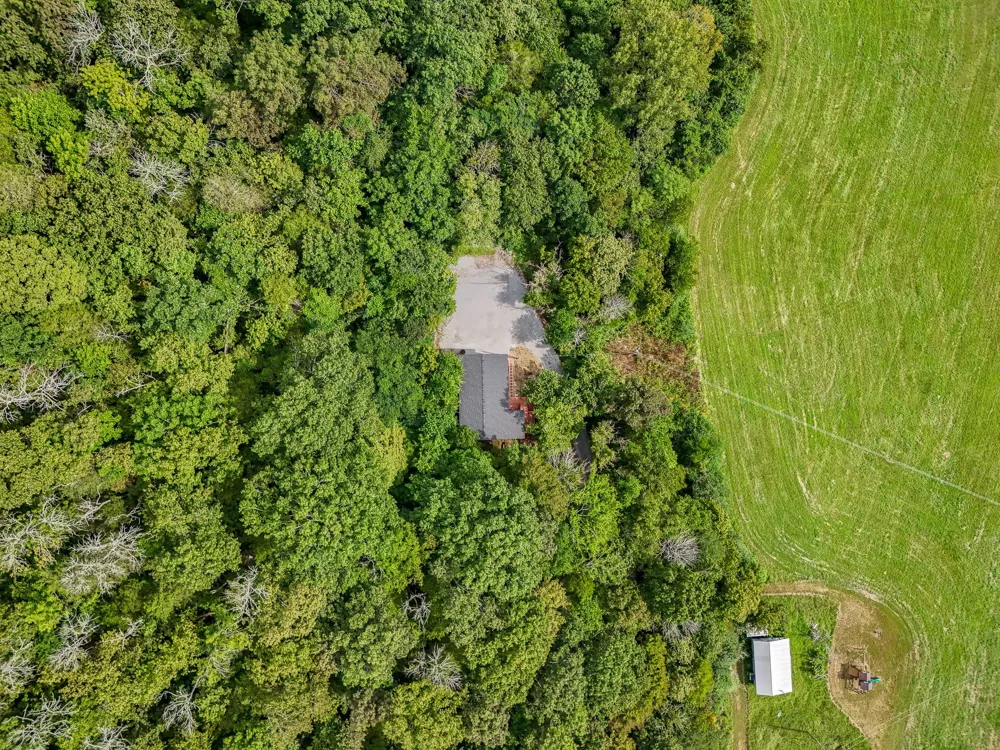 1555 Gassaway Main St Liberty, TN 37095