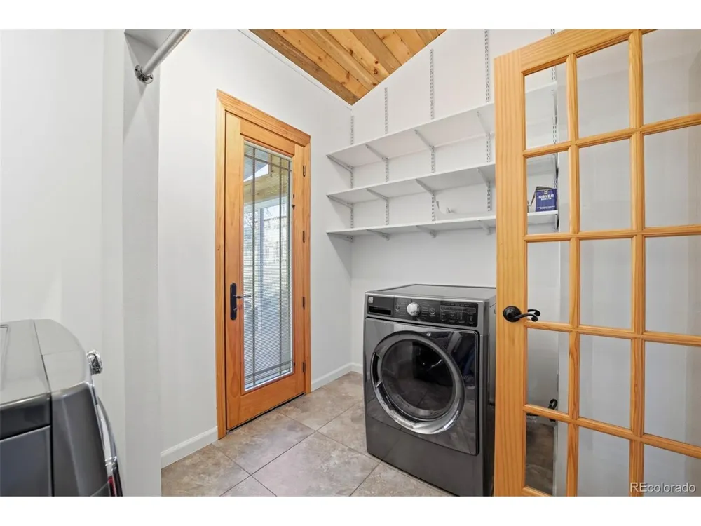 9028 Cascade Avenue Beulah, CO 81023