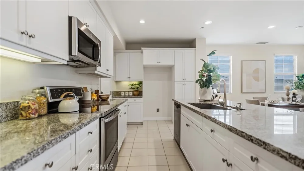 291 E Arrow #17 Glendora, CA 91740