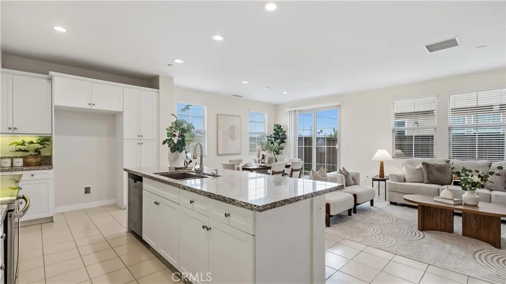 291 E Arrow #17 Glendora, CA 91740
