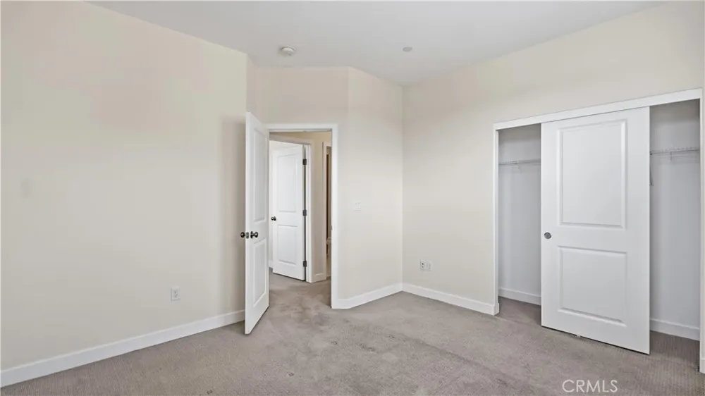 291 E Arrow #17 Glendora, CA 91740