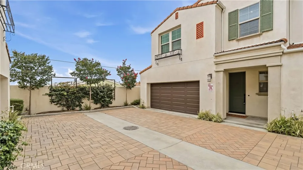 291 E Arrow #17 Glendora, CA 91740
