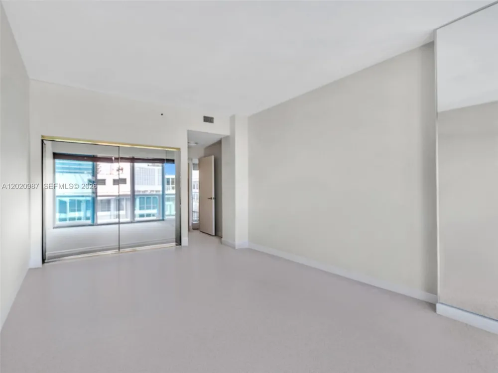 10101 Collins Ave #18C + CABANA Bal Harbour, FL 33154