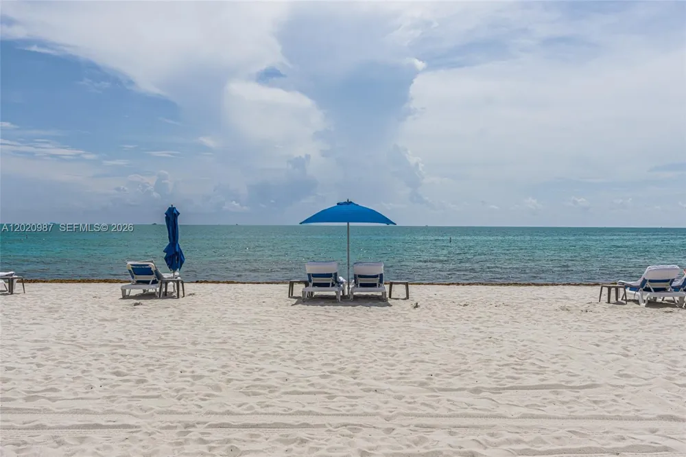 10101 Collins Ave #18C + CABANA Bal Harbour, FL 33154