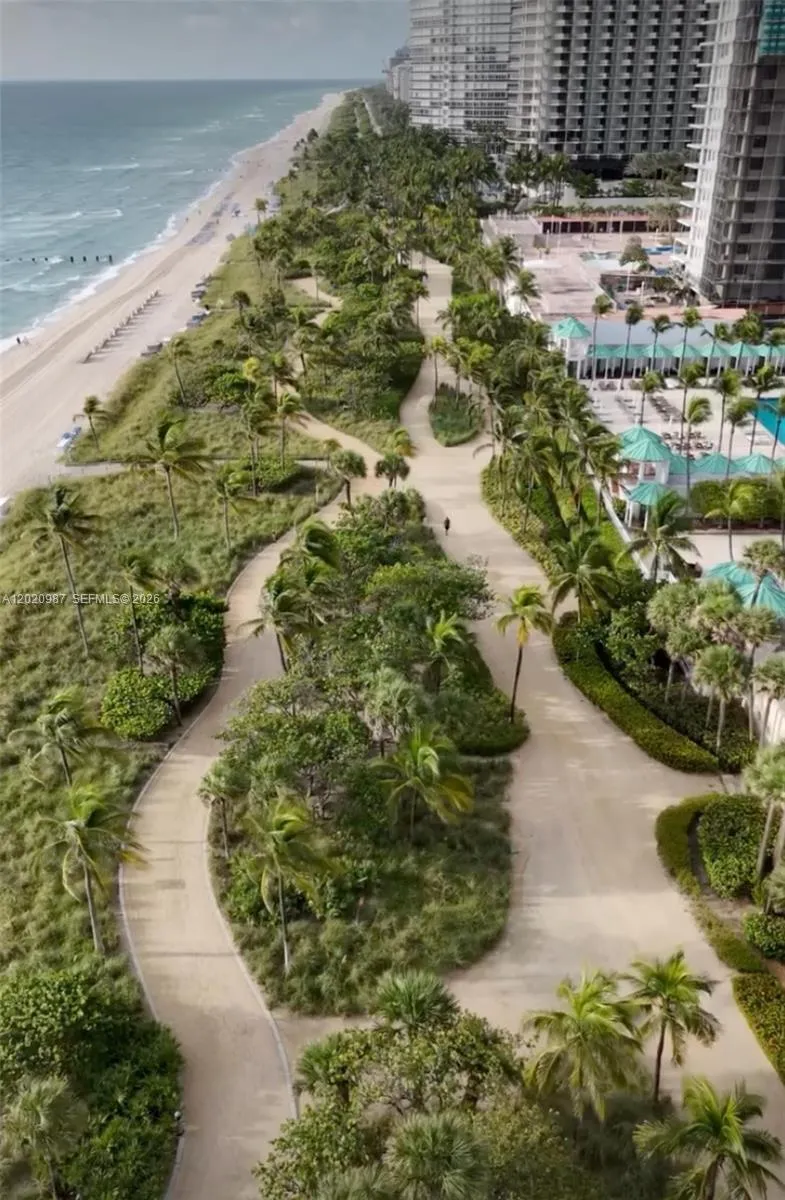10101 Collins Ave #18C + CABANA Bal Harbour, FL 33154