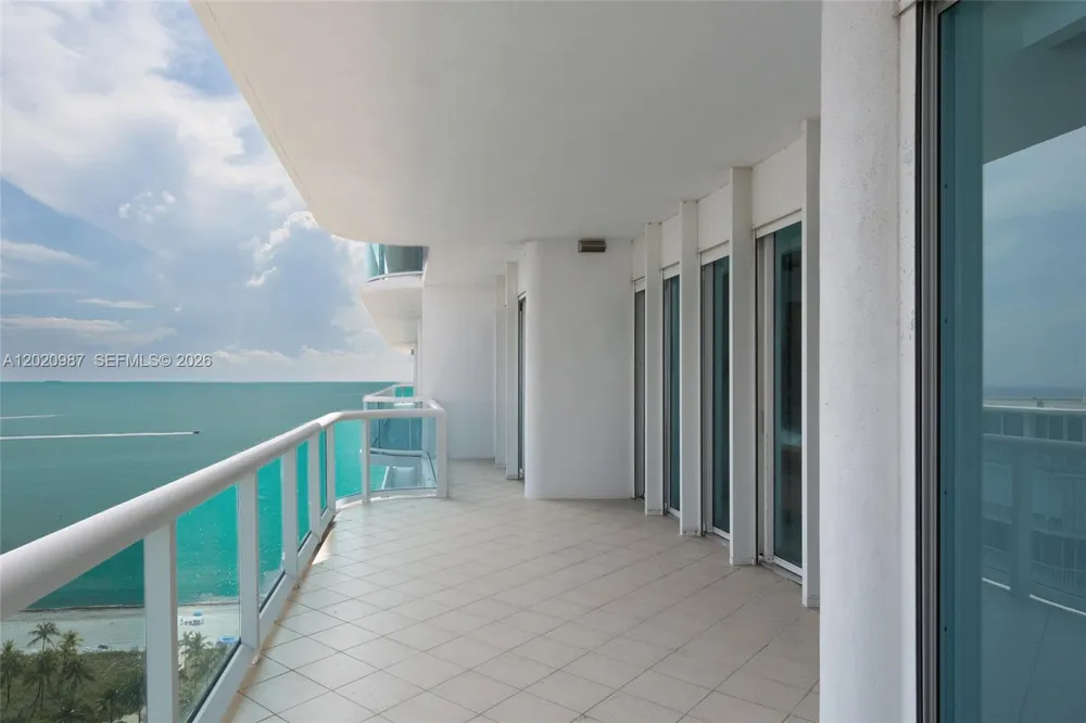 10101 Collins Ave #18C + CABANA Bal Harbour, FL 33154