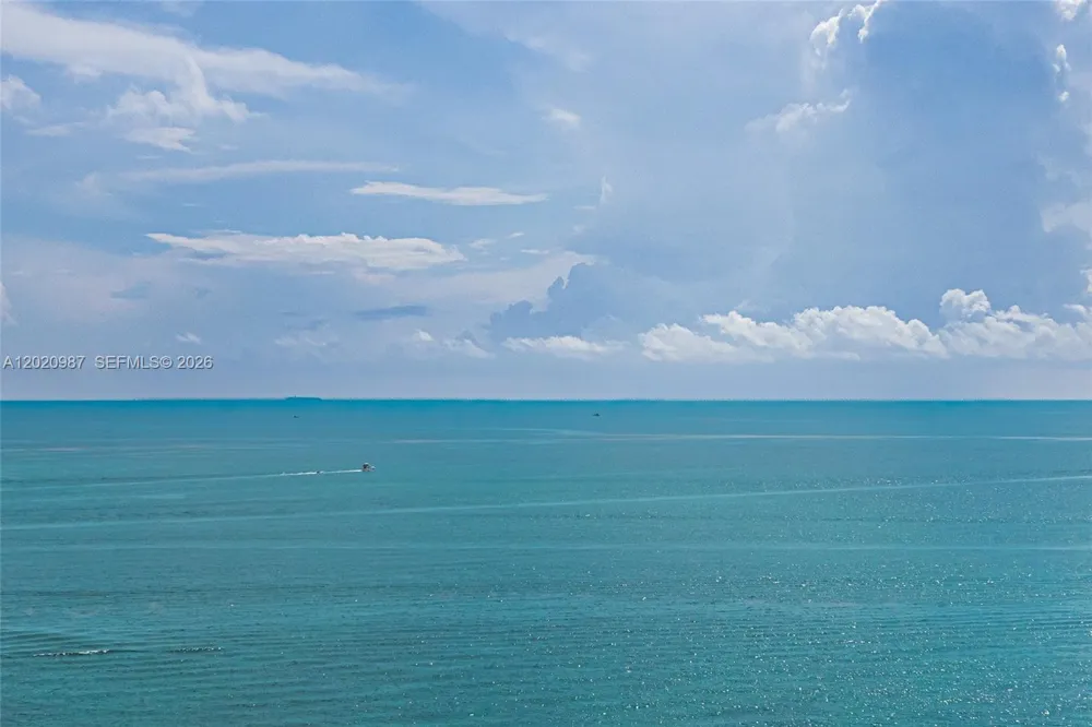 10101 Collins Ave #18C + CABANA Bal Harbour, FL 33154